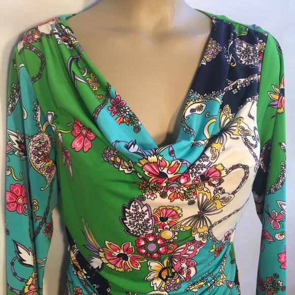 Carmen Marc Valvo Dark Floral Print Half Sleeve Drape Neck Blouse top M - Picture 4 of 8
